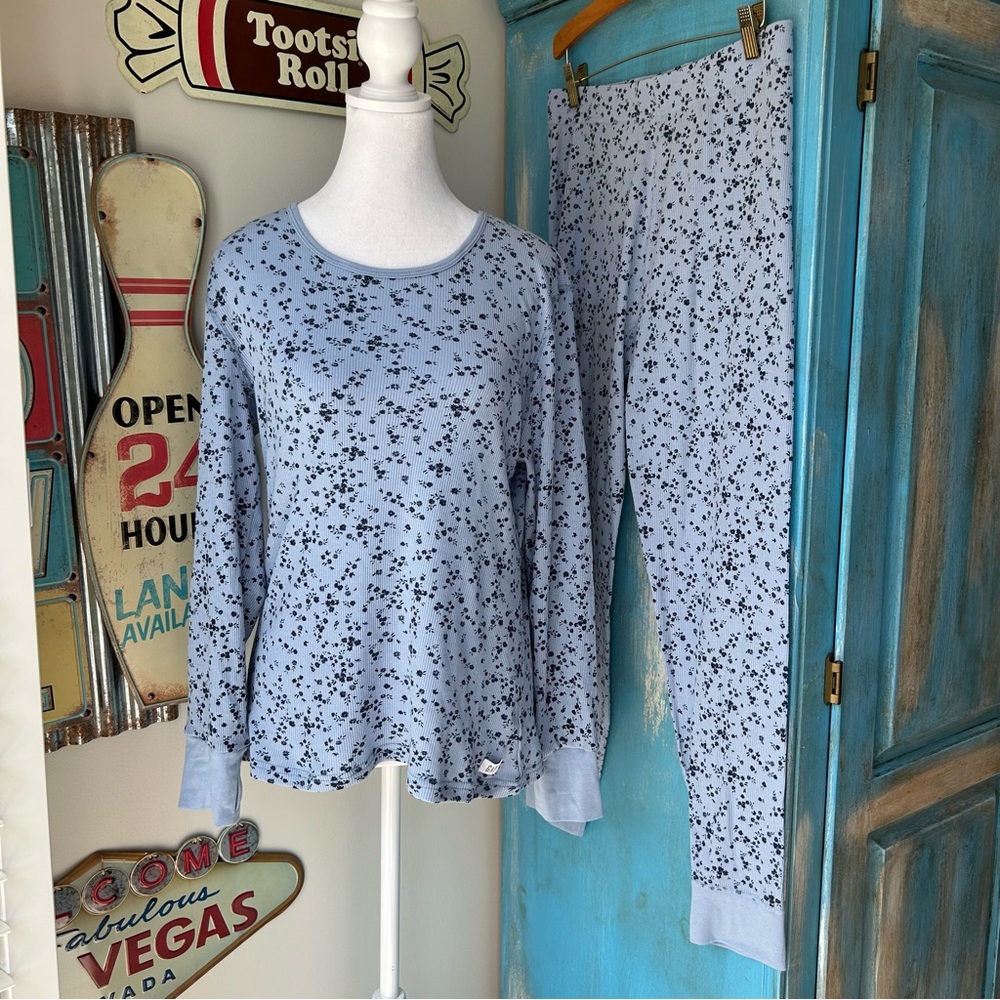 GAP Body Original Floral Print Pajama Set